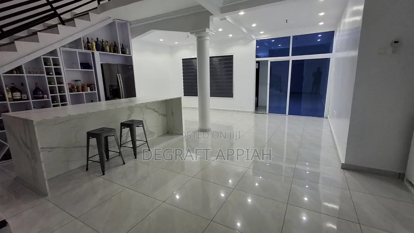 12bdrm House in Abuakwa, Kumasi for sale