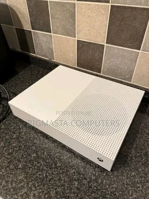 Xbox Series S With Games No Pad
