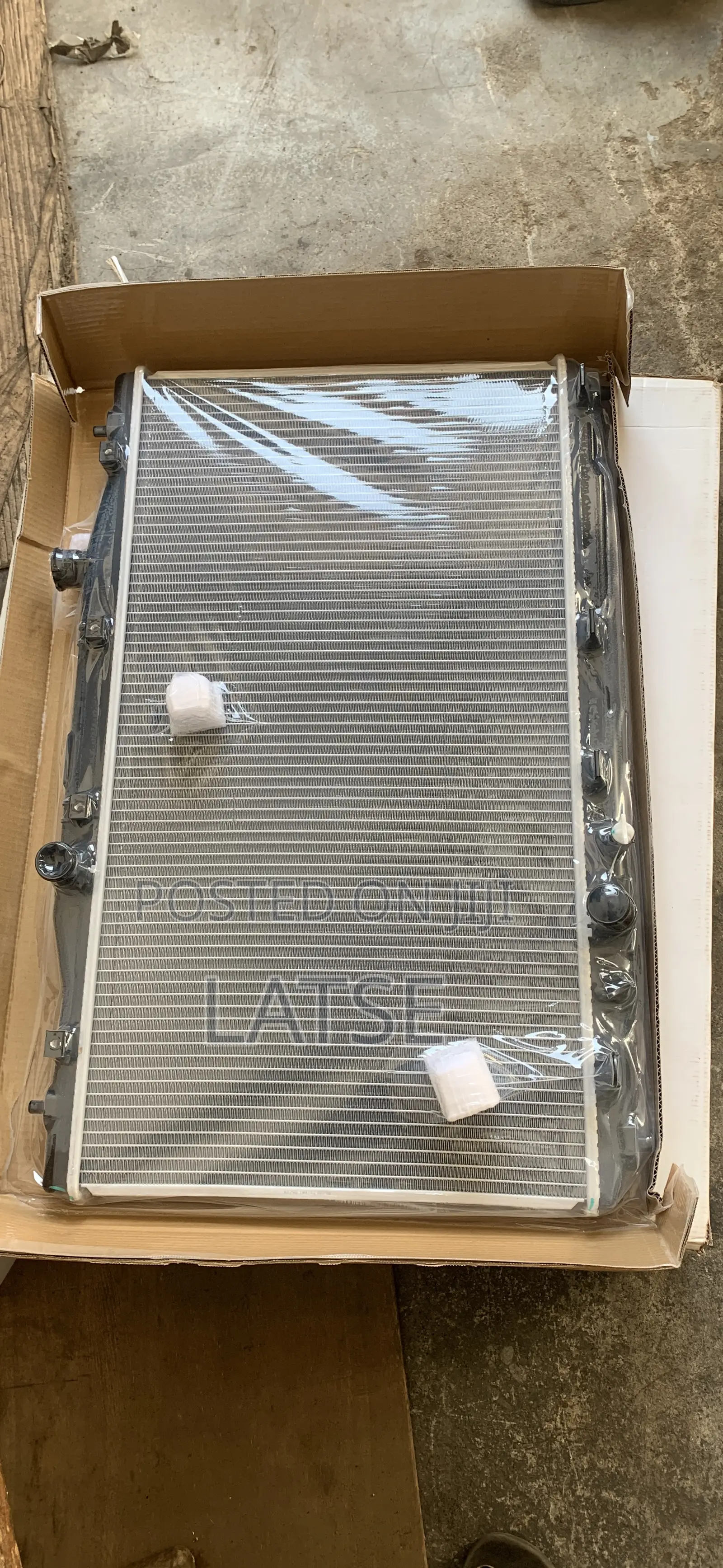 Honda Accord 2018,2019,2020,2021,2022 Radiator/Water Tank