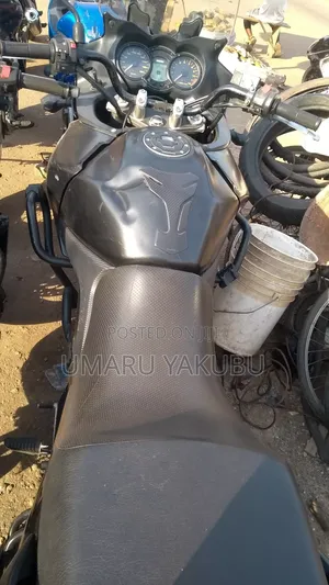 Suzuki Sport 2025 Black