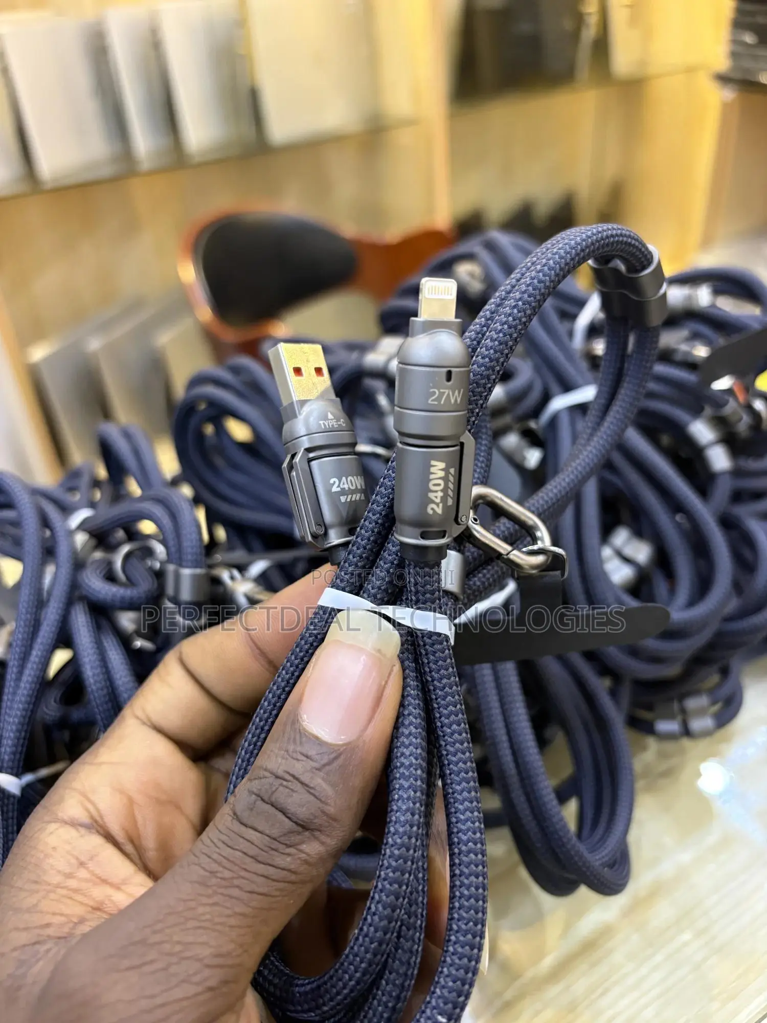 Premium 4-in-1 Threaded Cable