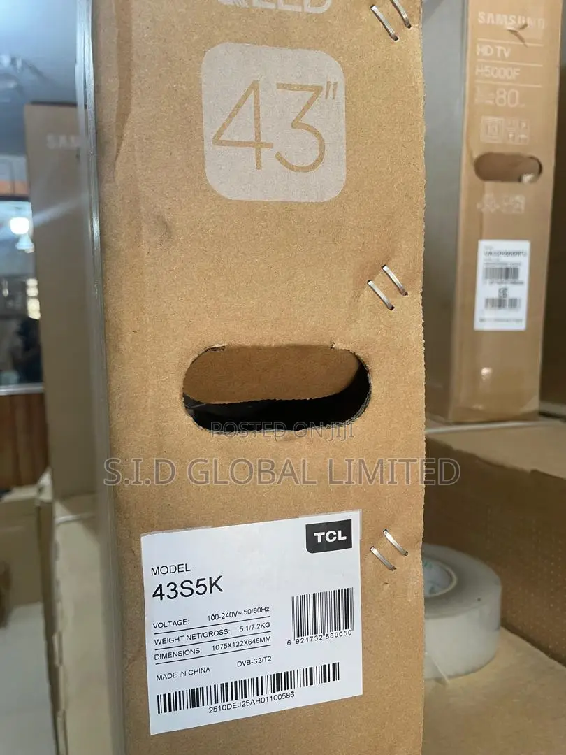 See The Difference: Sleek Bezel-less Qled Brilliance (43s5k)