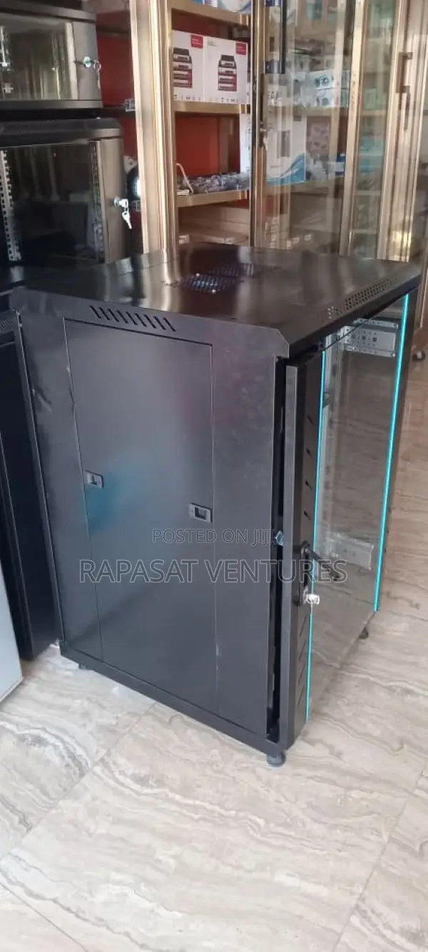 18u Rack With Fan, Tray, Pdu and Wheels