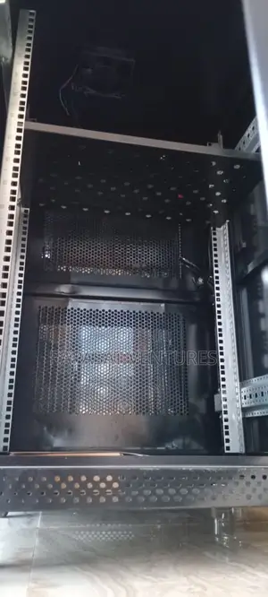 18u Rack With Fan, Tray, Pdu and Wheels