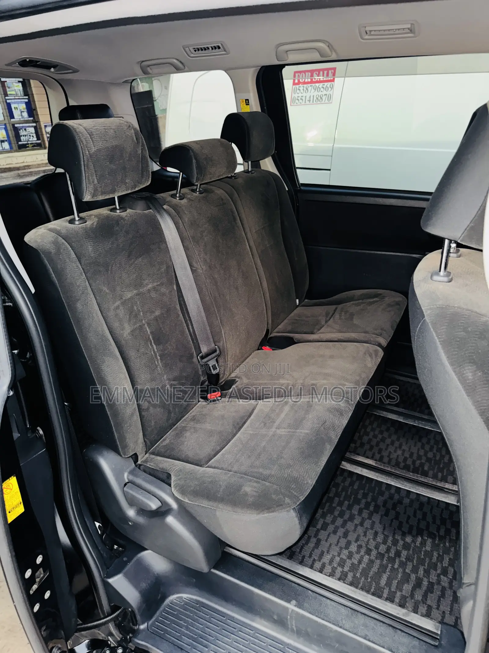 Toyota Voxy 2013 Black