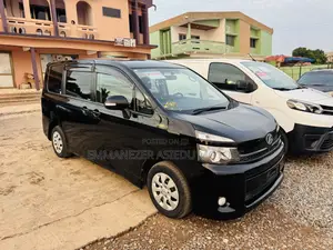 Toyota Voxy 2013 Black