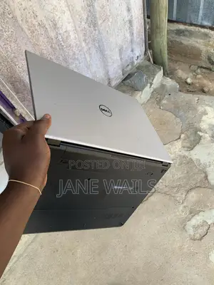 Laptop Dell Inspiron 15 4GB Intel HDD 256GB