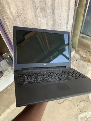 Laptop Dell Inspiron 15 4GB Intel HDD 256GB