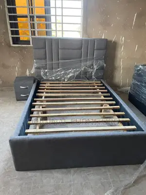 Double Bed and Side Drawa