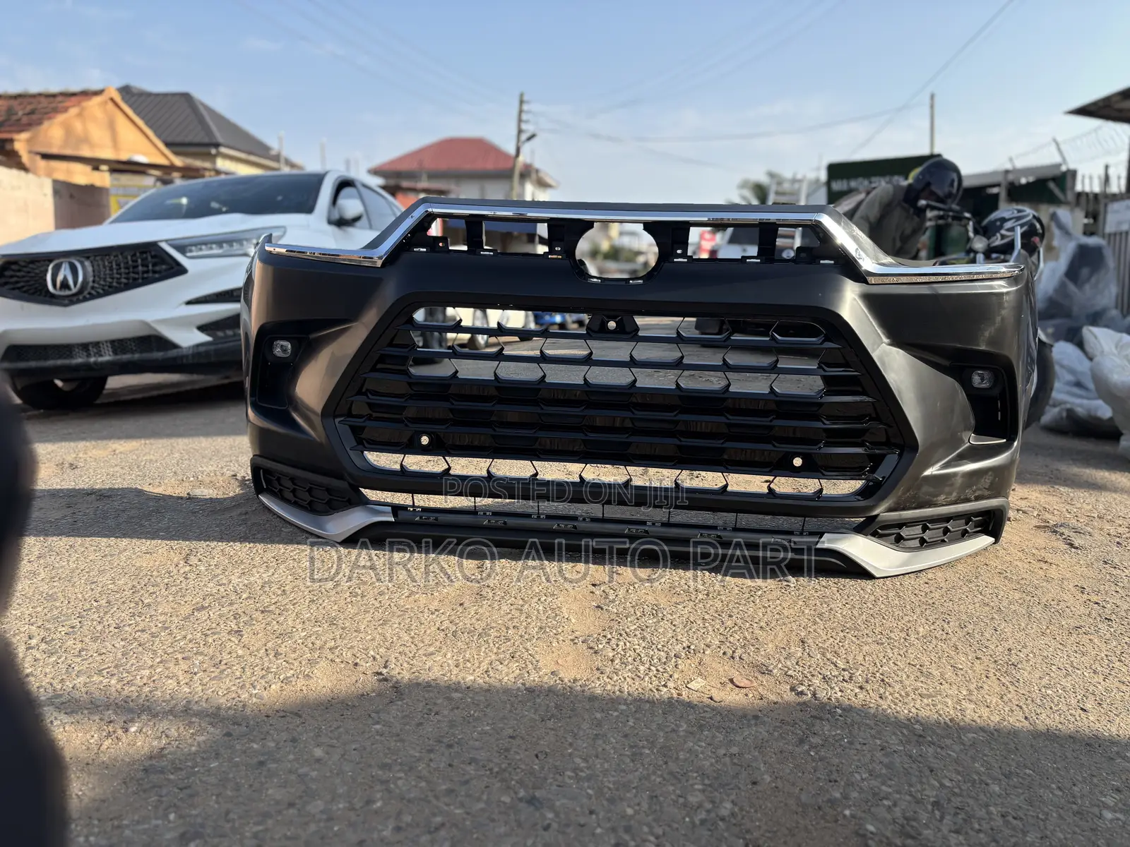 Toyota Highlander 2024-2024 Front Bumper Complete Available