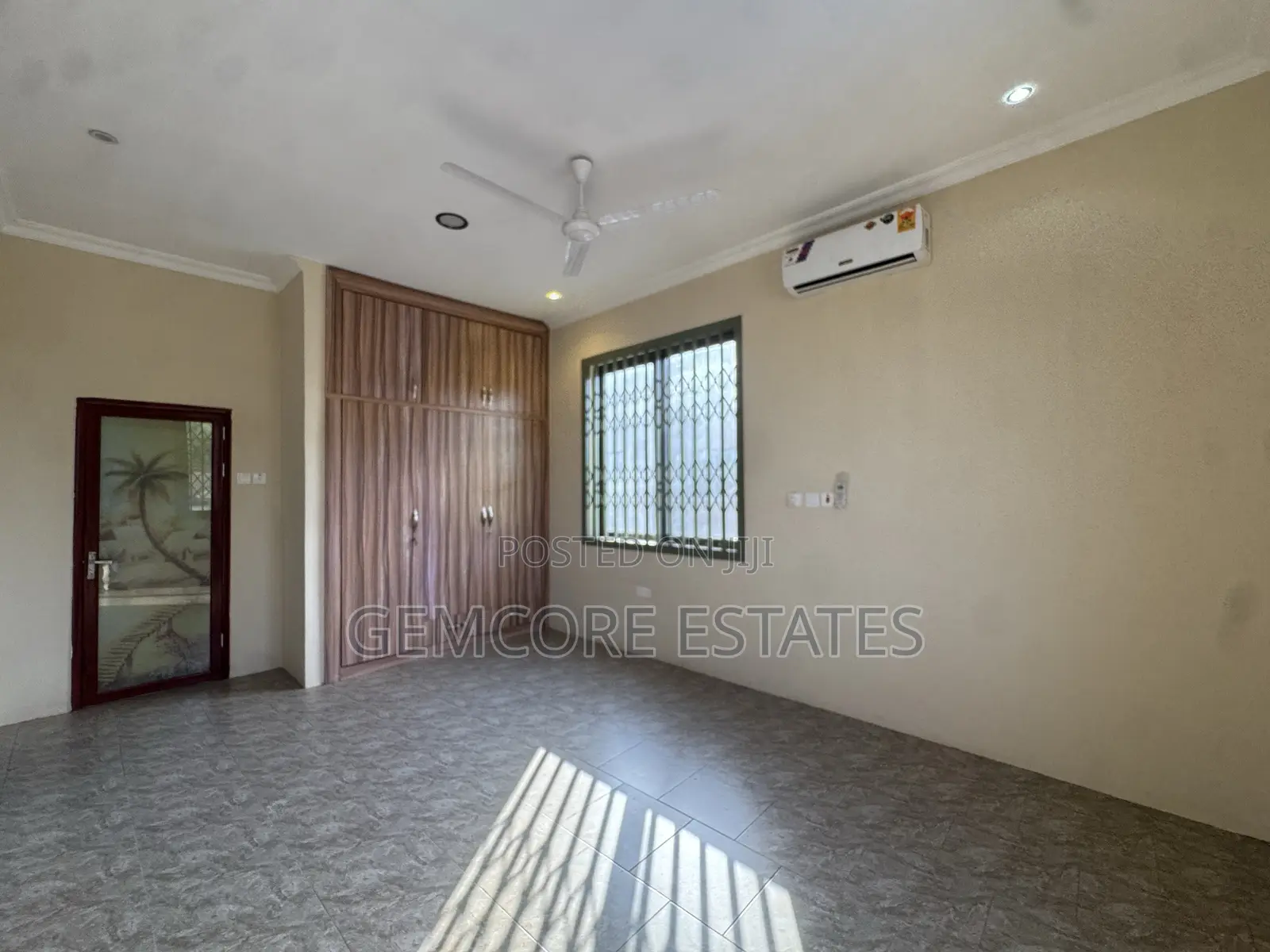 4bdrm House in School Junction, Adjiriganor for rent