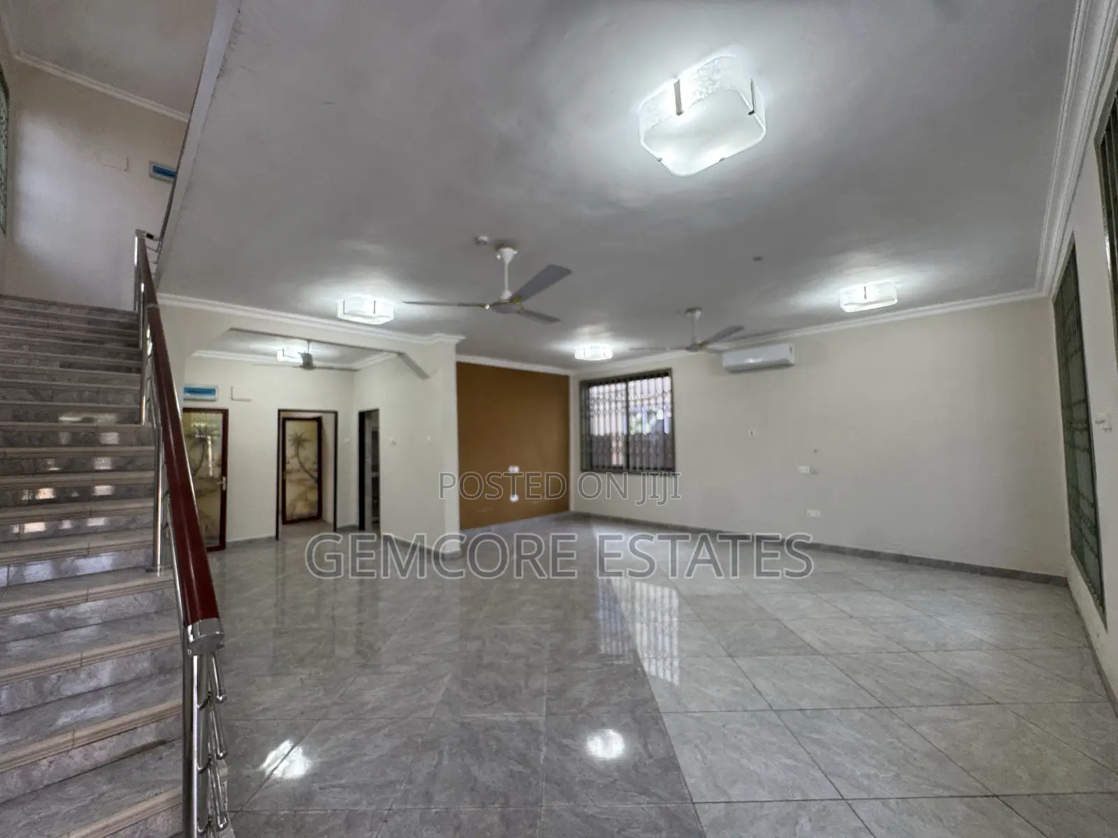 4bdrm House in School Junction, Adjiriganor for rent