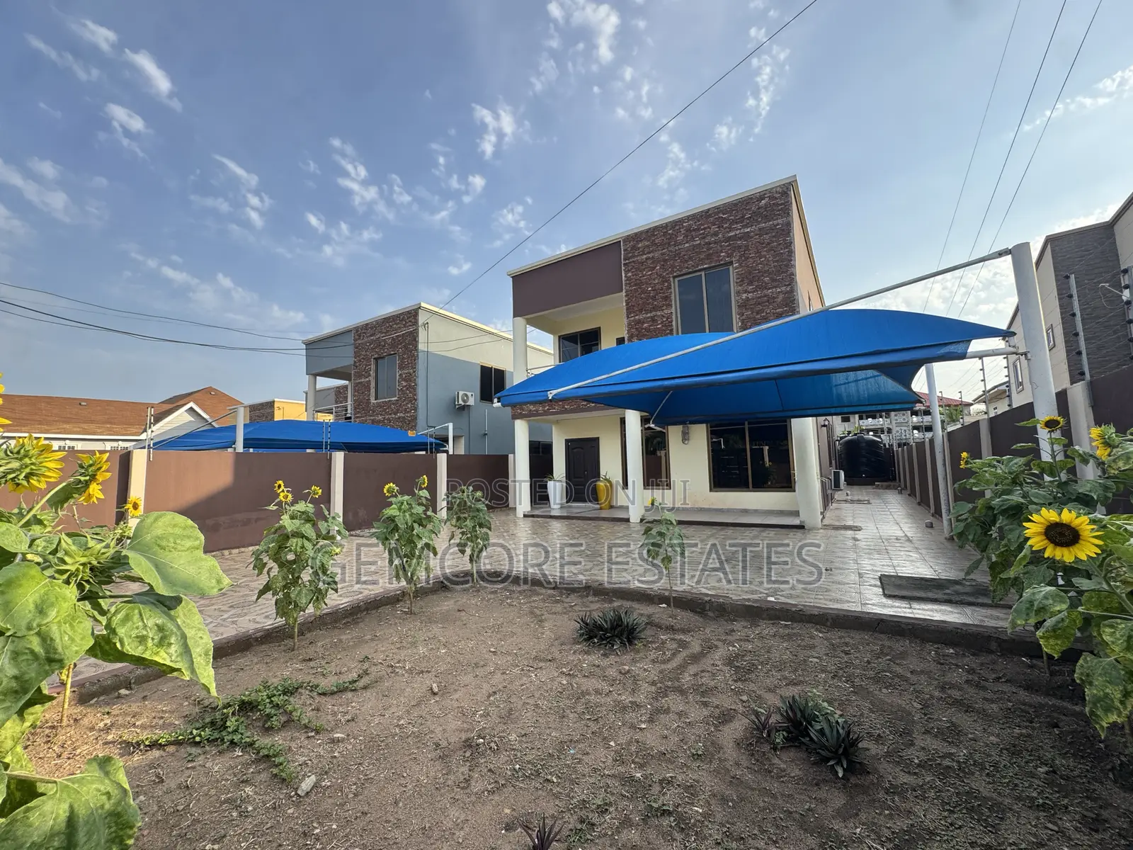 4bdrm House in School Junction, Adjiriganor for rent