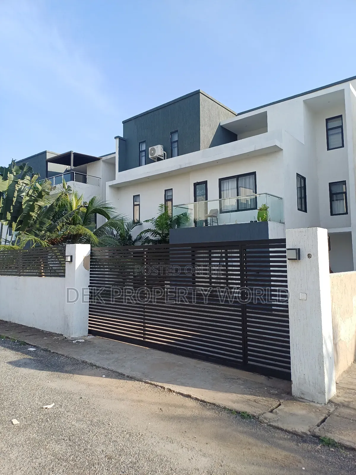 4bdrm House in Haatso for sale