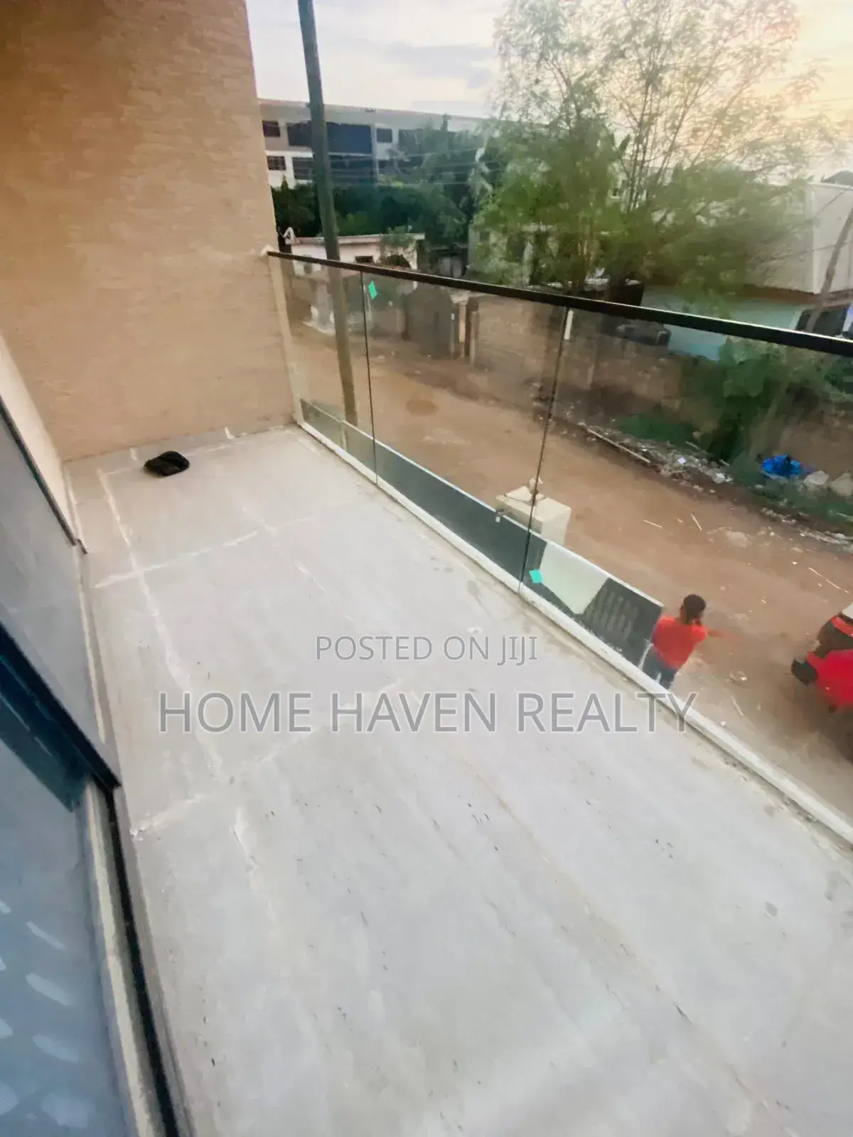 4bdrm House in Ashaley Botwe for sale