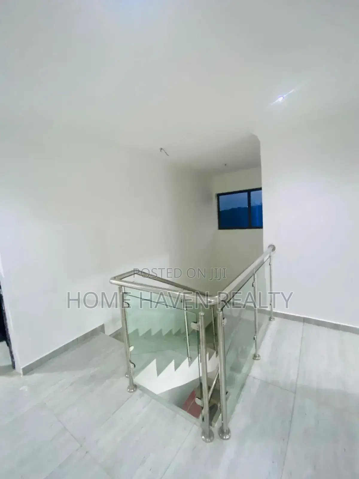 4bdrm House in Ashaley Botwe for sale