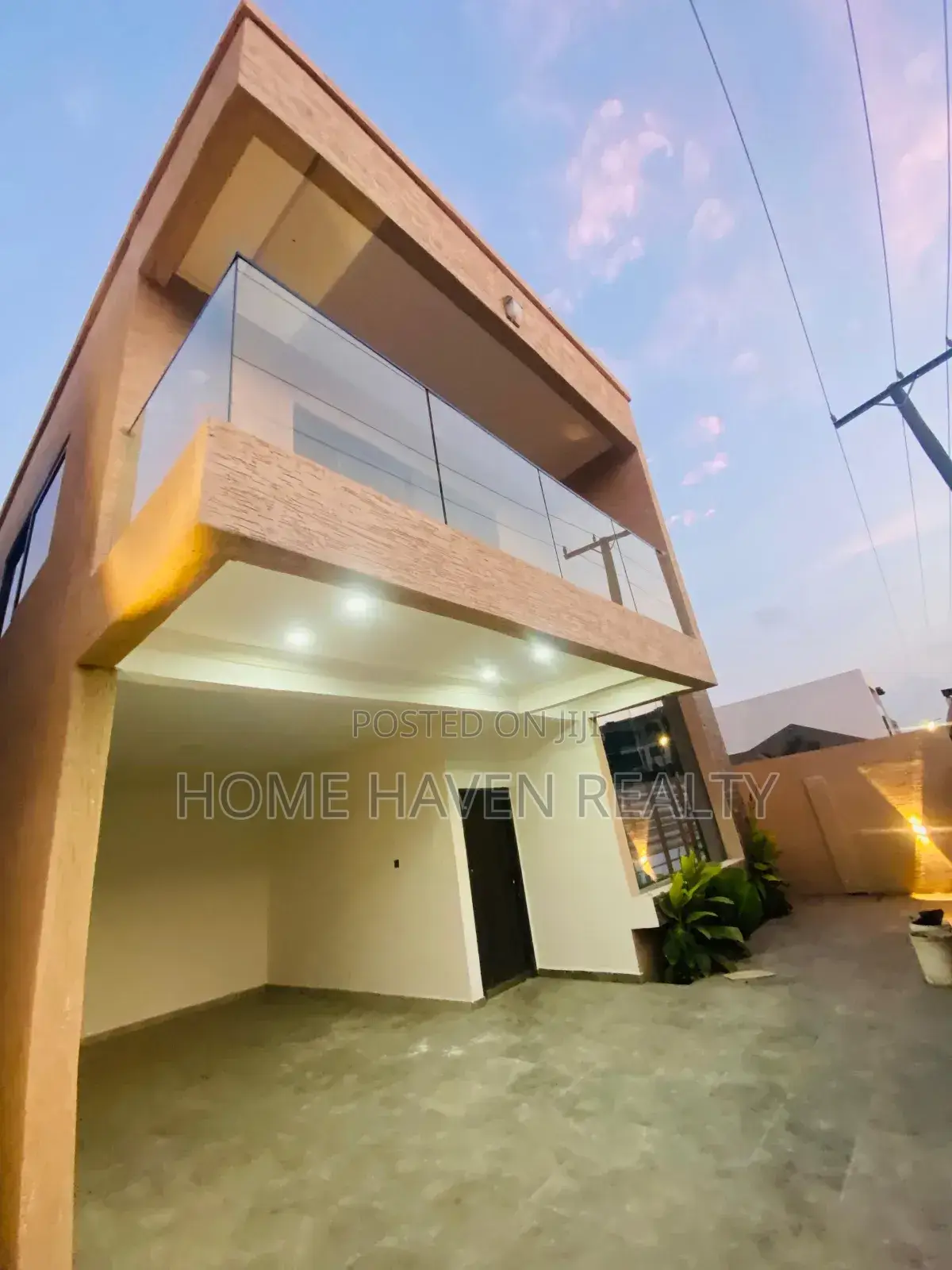 4bdrm House in Ashaley Botwe for sale