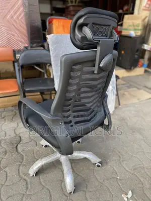 Office Chair With Headrest