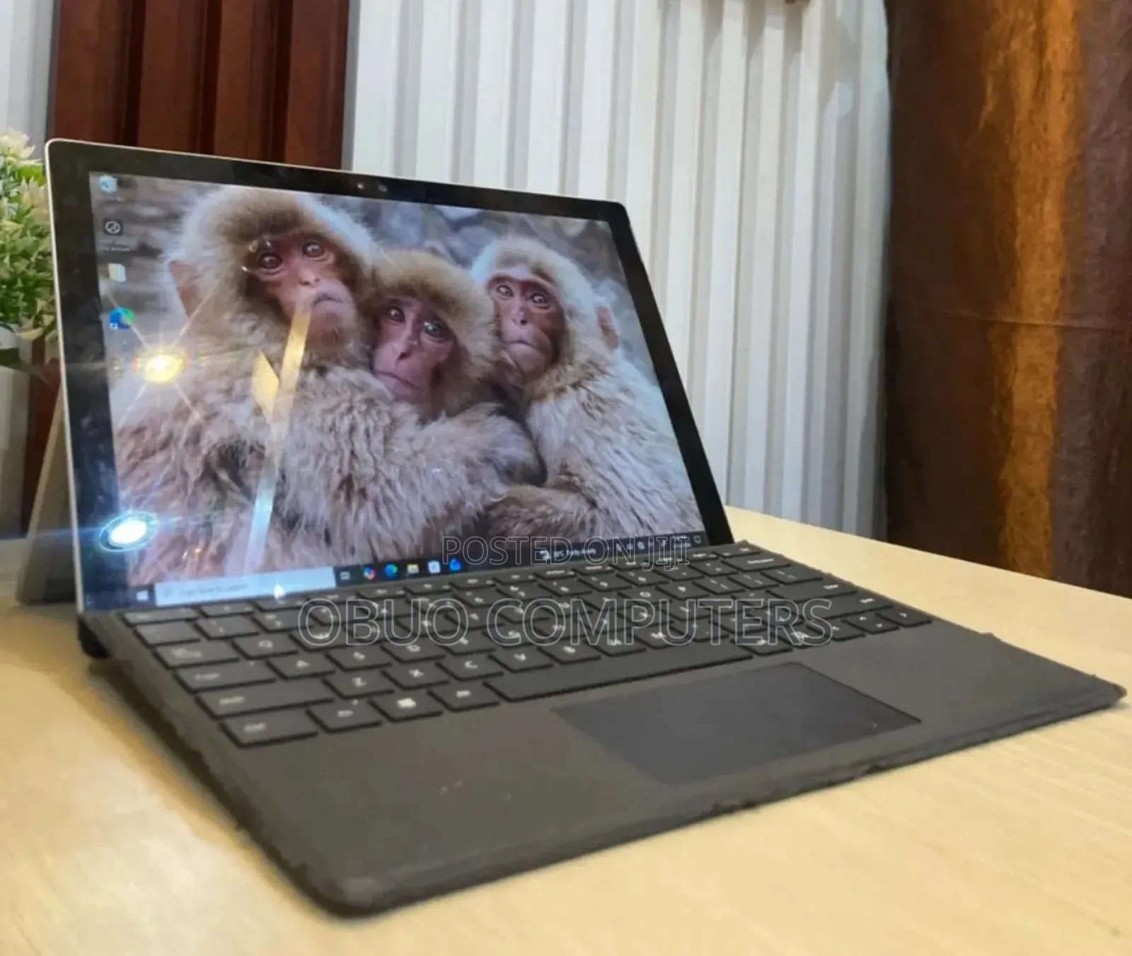 Laptop Microsoft 4GB Intel SSD 256GB