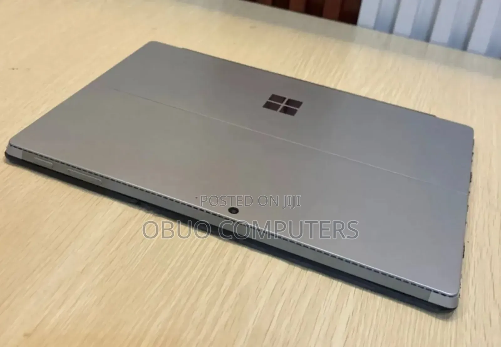 Laptop Microsoft 4GB Intel SSD 256GB
