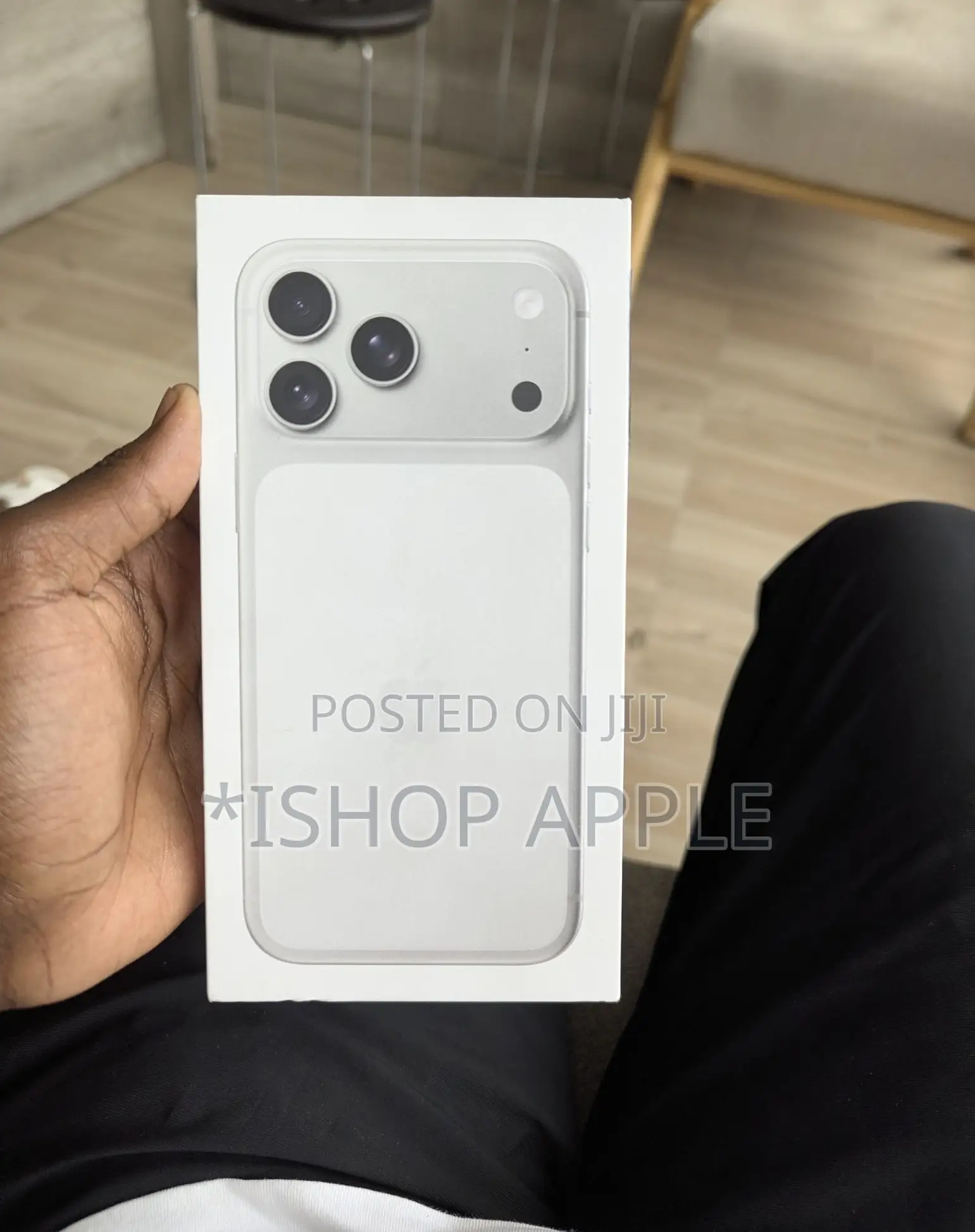 New Apple iPhone 17 Pro Max 256 GB Silver