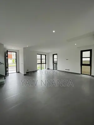 4bdrm Duplex in Bn Estate, Oyarifa for sale
