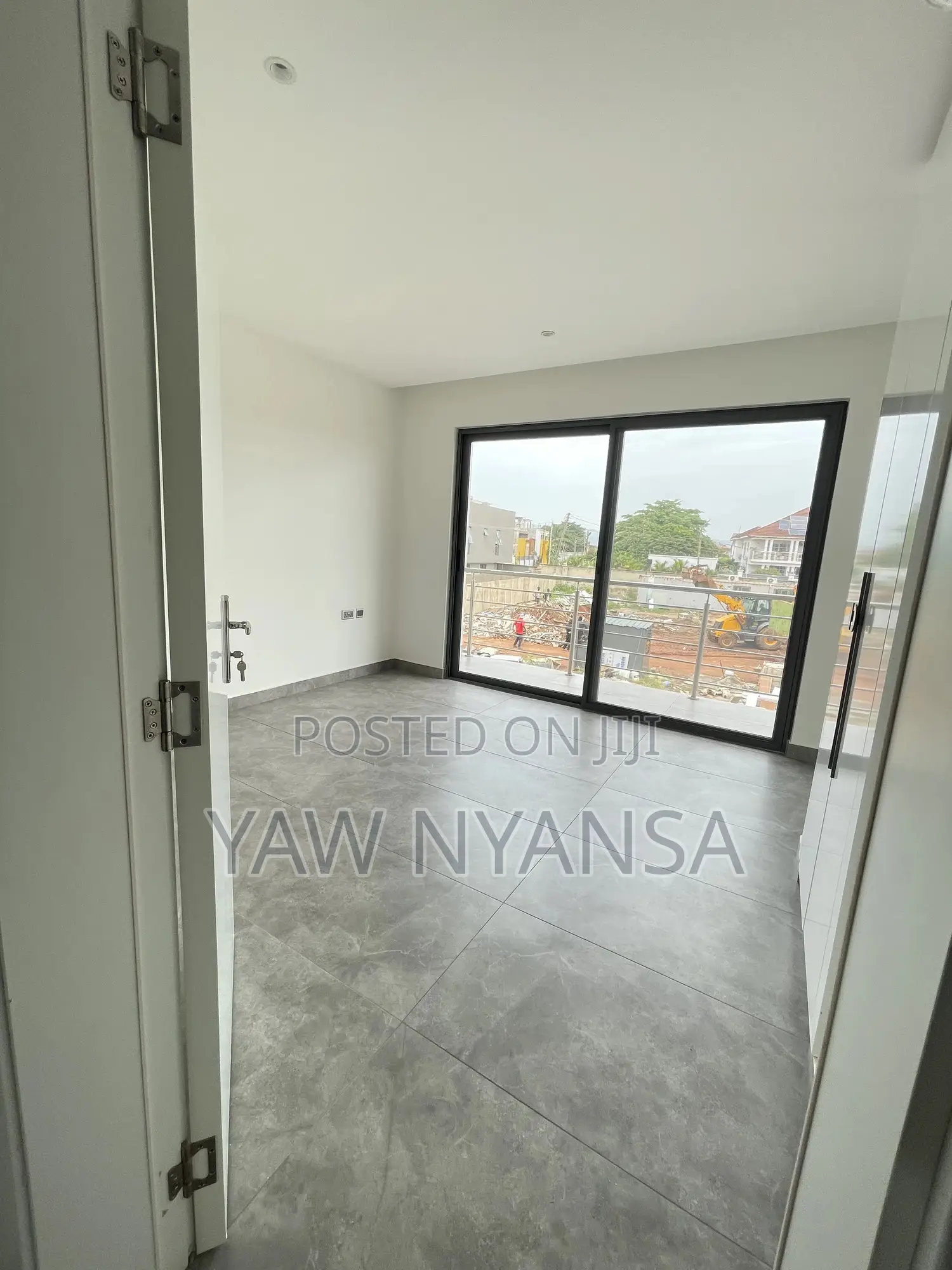 4bdrm Duplex in Bn Estate, Oyarifa for sale