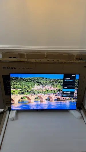 2021/22 50” Samsung Airslim Crystal Smart Tv