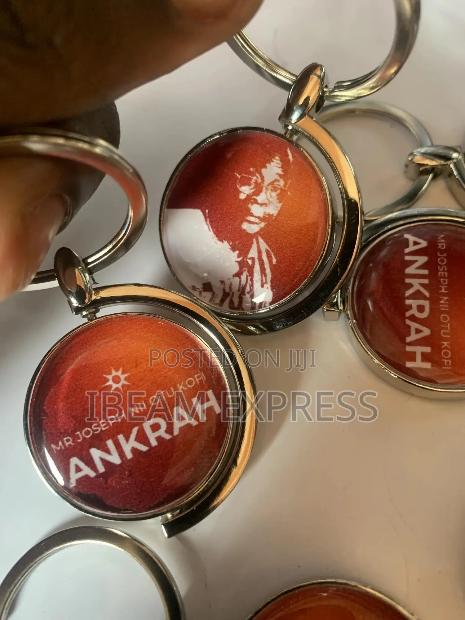 Double Sided Rotatable Key Holder