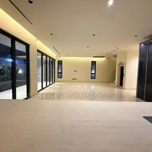 3bdrm Penthouse in Executivehousesghana, Cantonments for rent