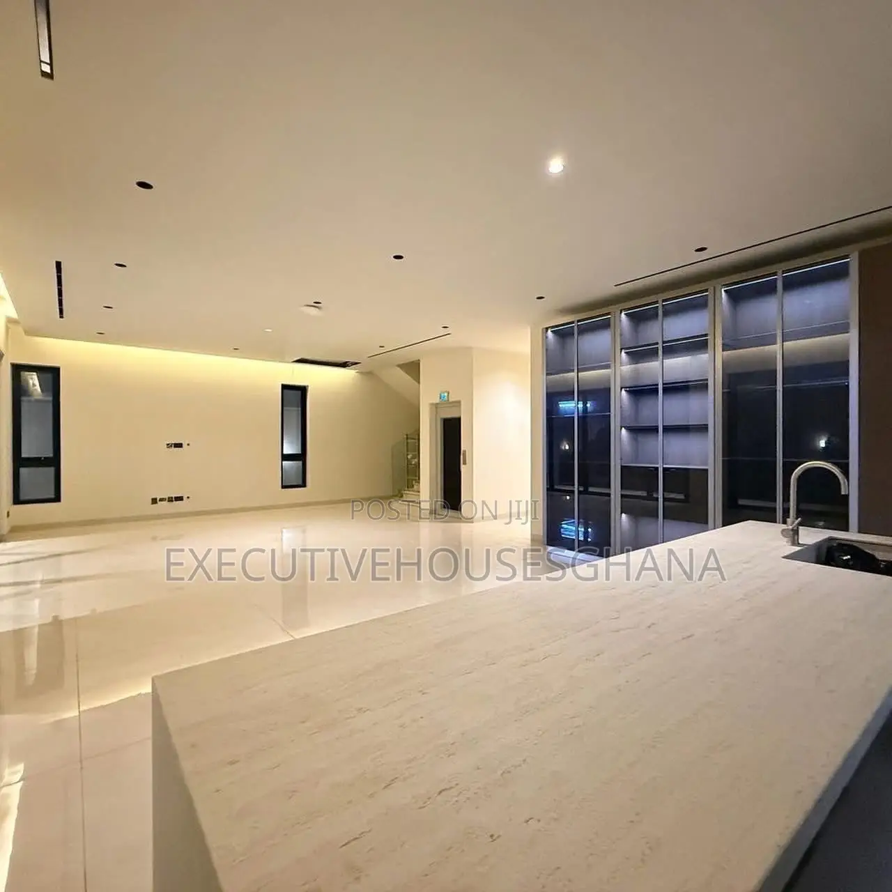 3bdrm Penthouse in Executivehousesghana, Cantonments for rent