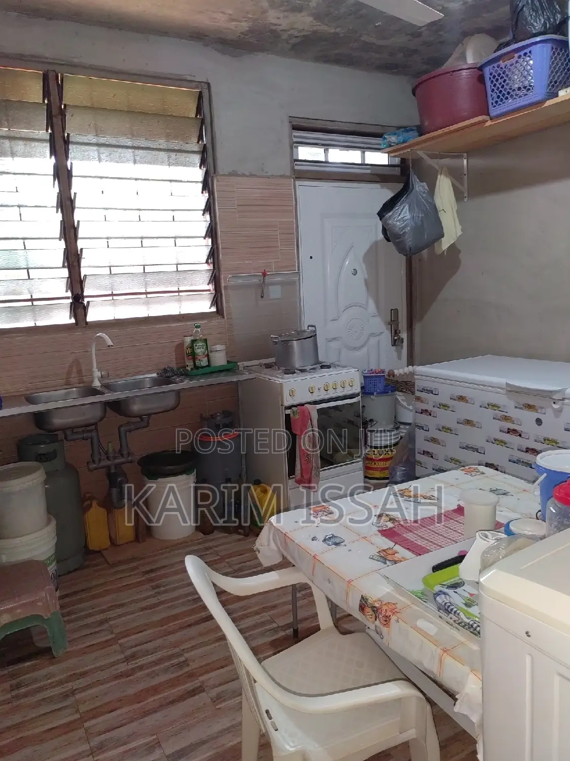6bdrm House in Kwabre for sale