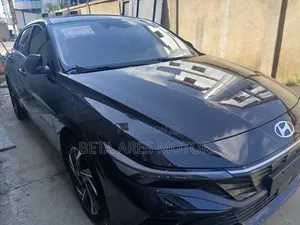 New Hyundai Elantra SE 2024 Black