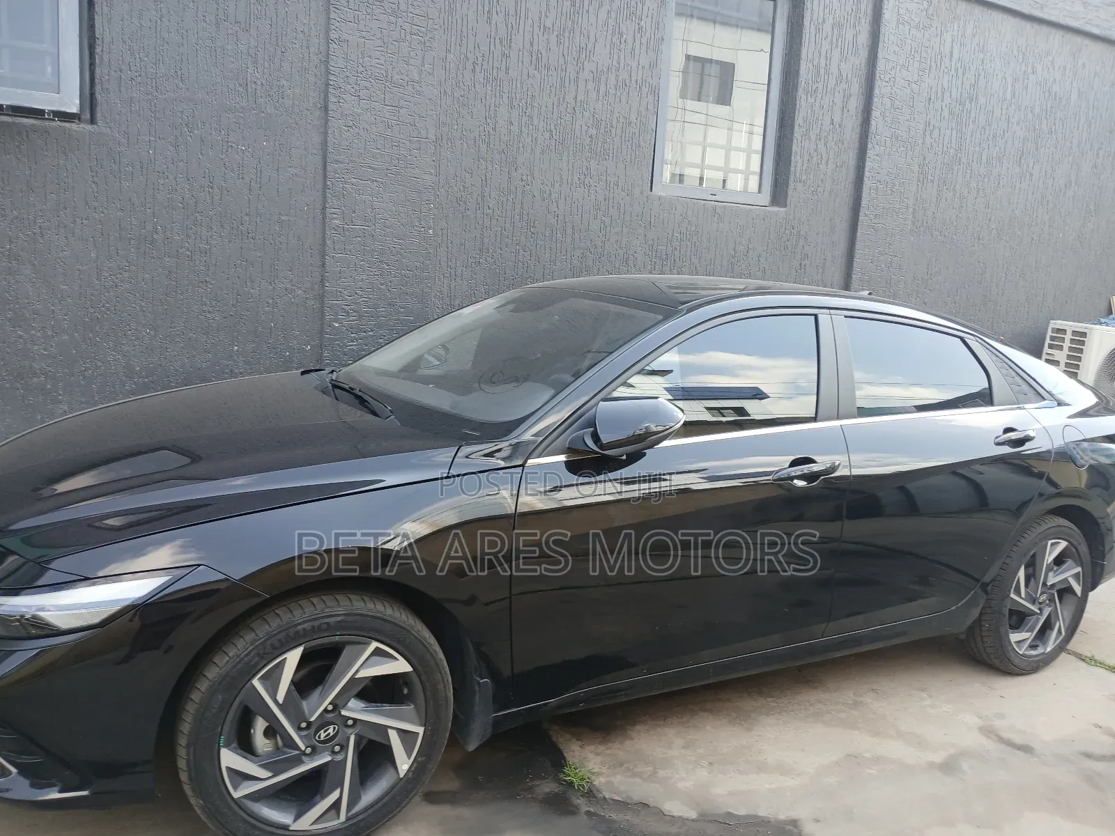 New Hyundai Elantra SE 2024 Black