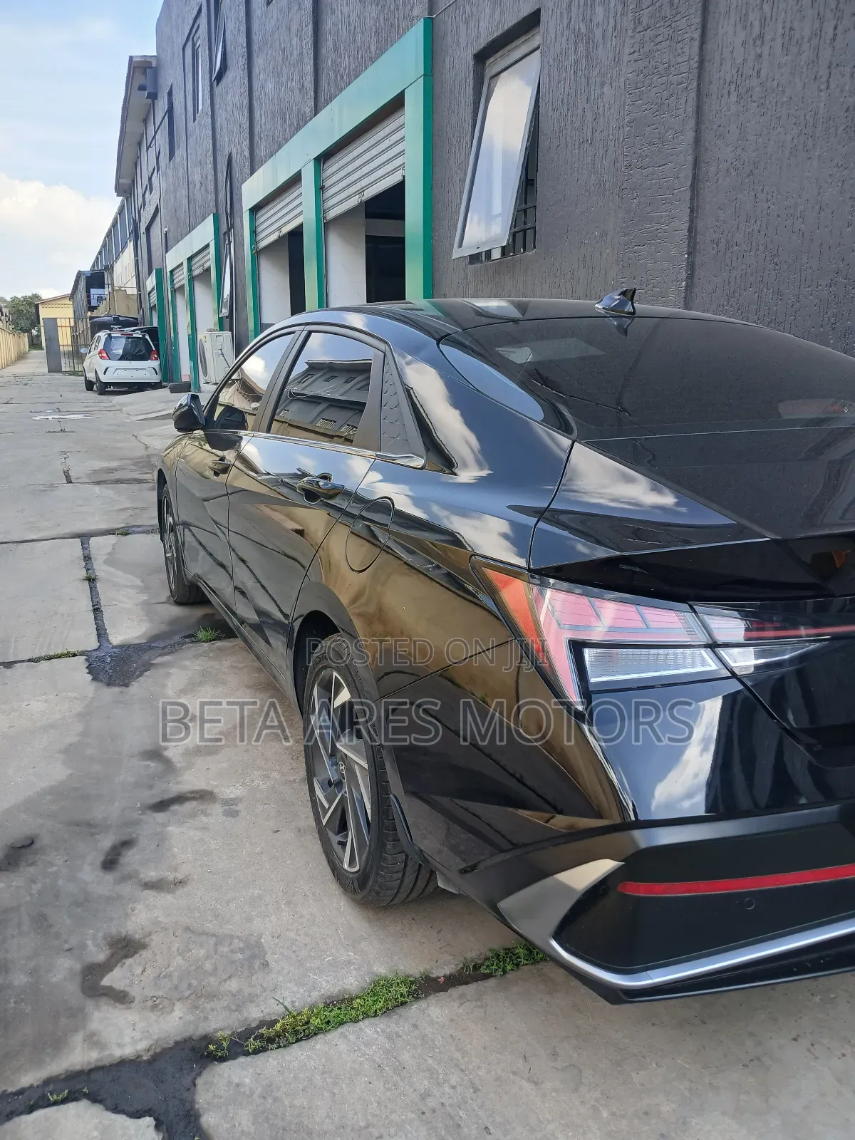 New Hyundai Elantra SE 2024 Black