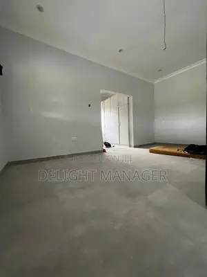 4bdrm Mansion in Delight Estate, Tesano for rent