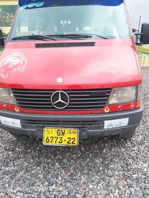 Mercedes-Benz Sprinter 2007 Red