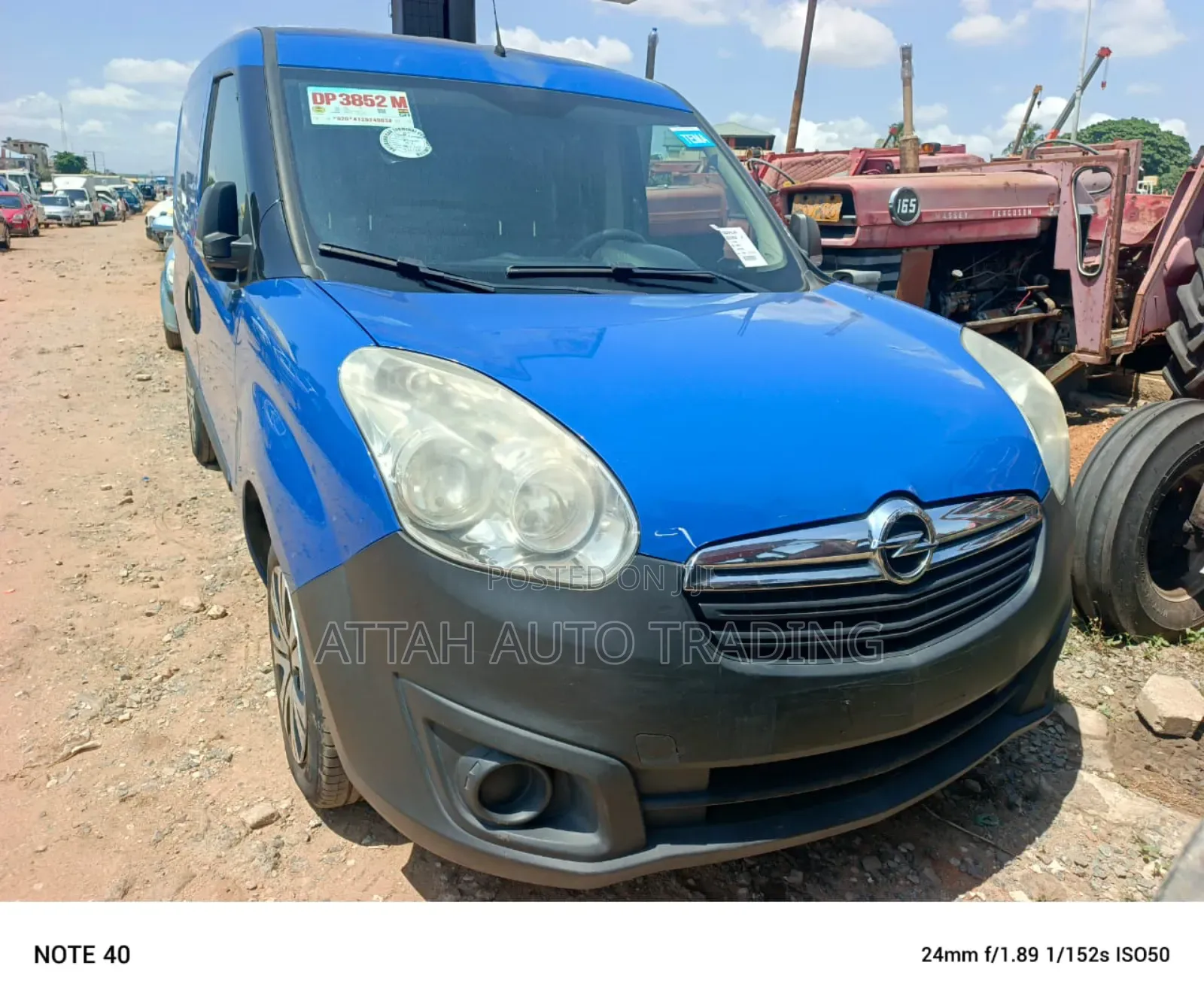 Opel Vivaro 2015 Blue