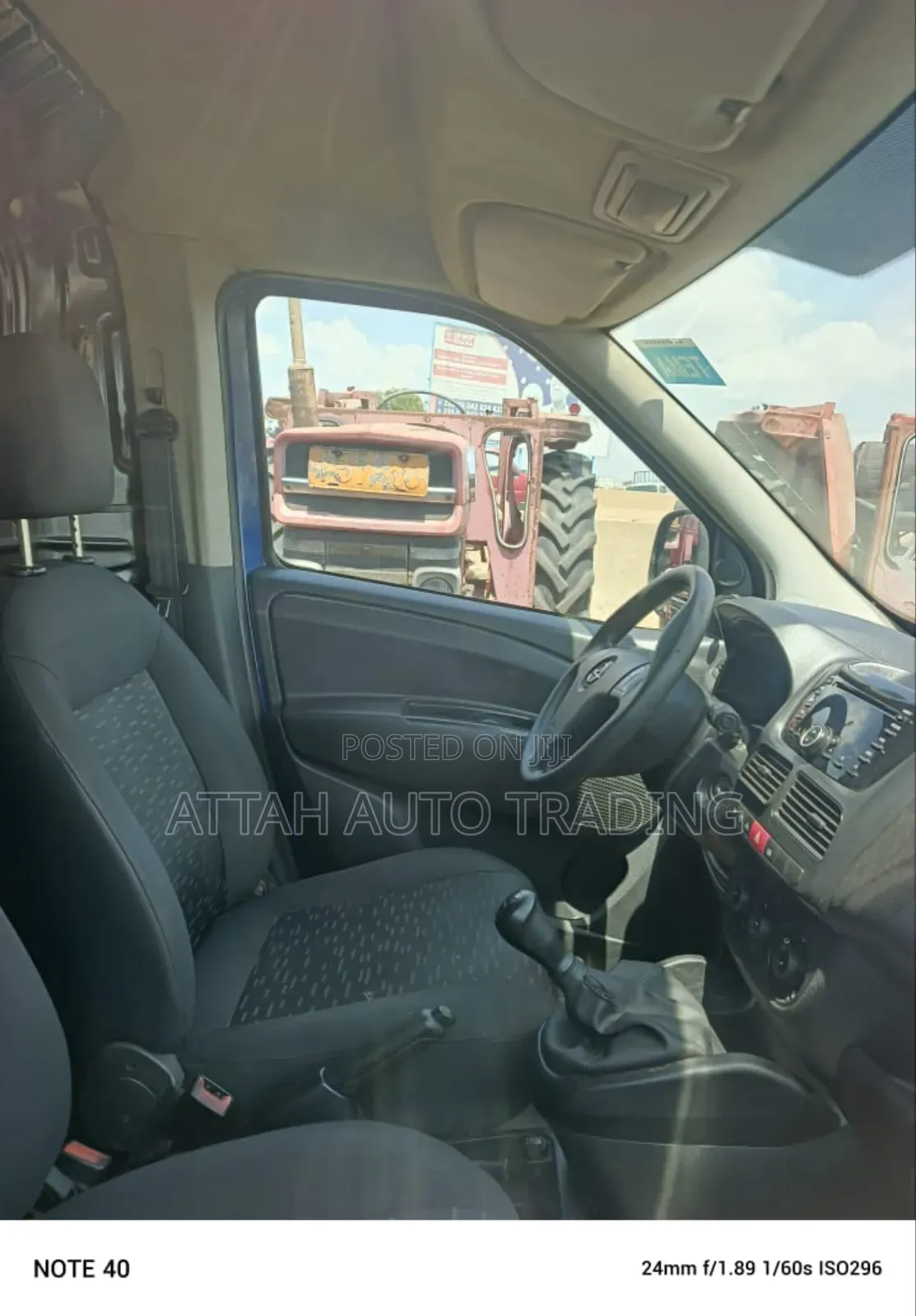 Opel Vivaro 2015 Blue