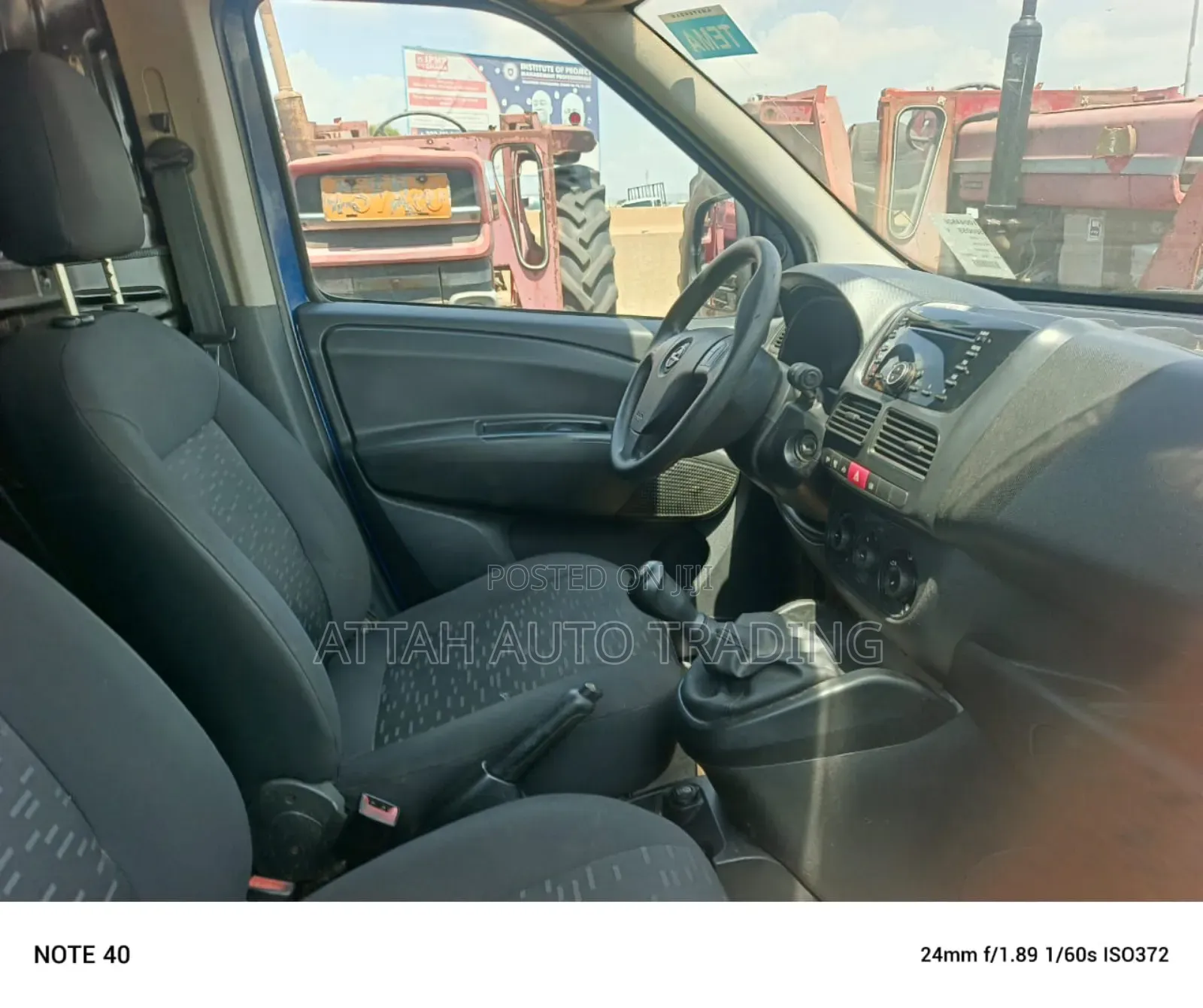 Opel Vivaro 2015 Blue