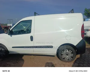 Opel Vivaro 2015 White