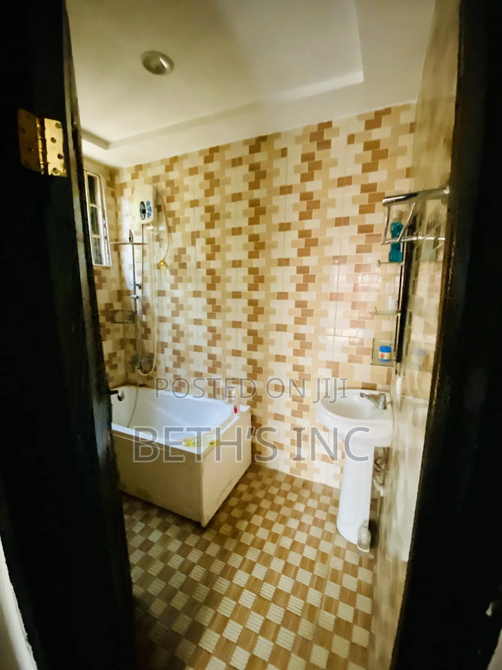 Furnished 2bdrm House in Oyibi for rent
