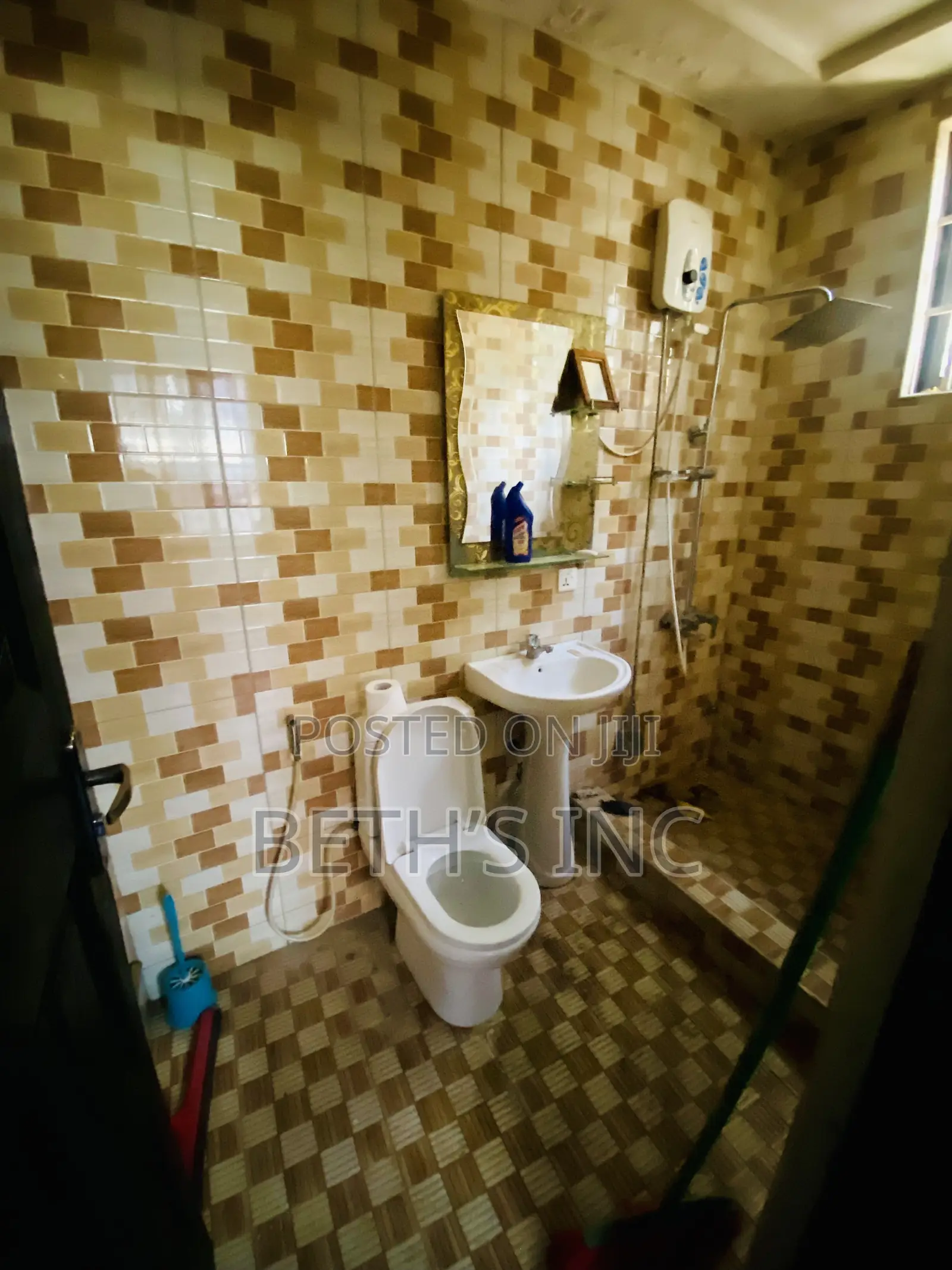 Furnished 2bdrm House in Oyibi for rent