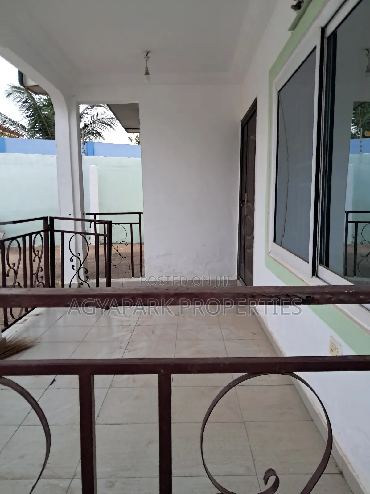 4bdrm House in Kwabenya Acp for rent