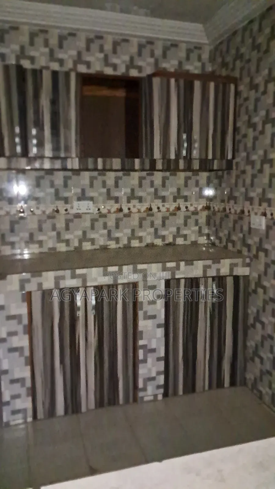 4bdrm House in Kwabenya Acp for rent