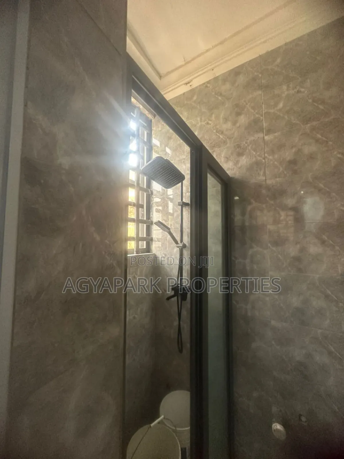 2bdrm Apartment in Pokuase Mayera for sale