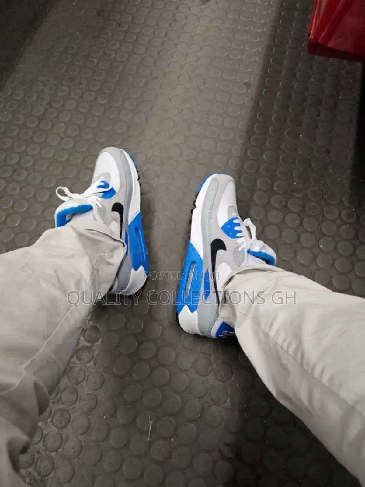 Nike Airmax White and Blue