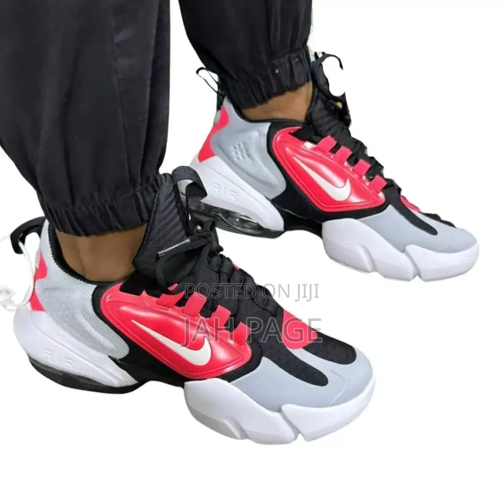 Nike Air Max Alpha Savage