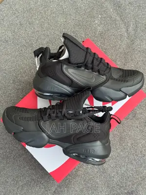 Nike Air Max Alpha Savage