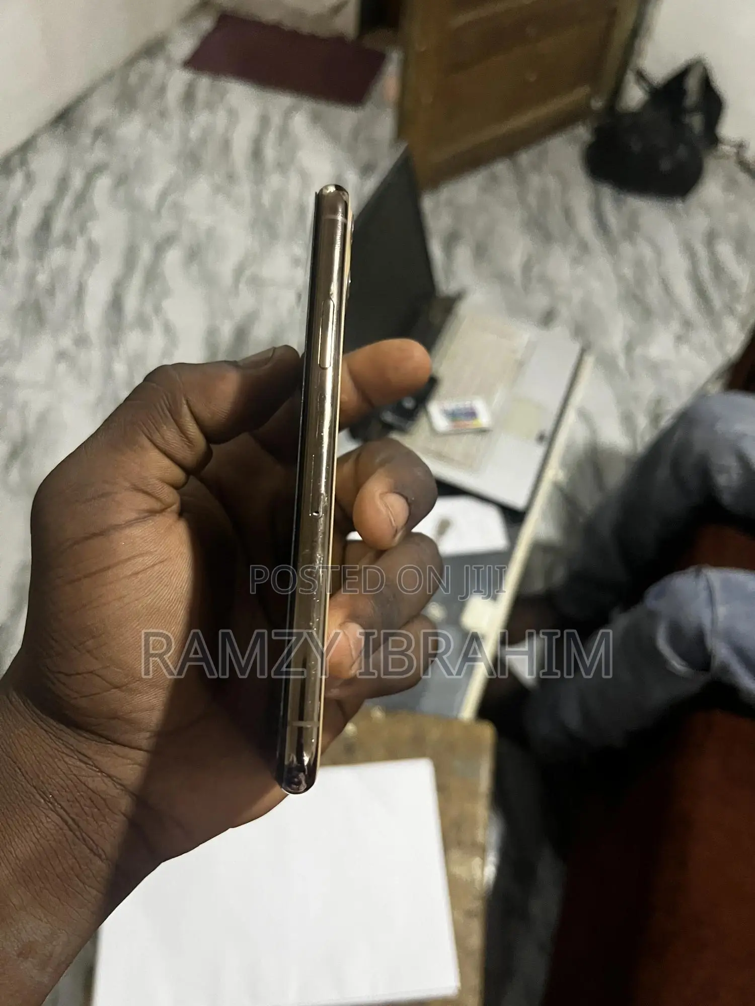 Apple iPhone 11 Pro 64 GB Gold